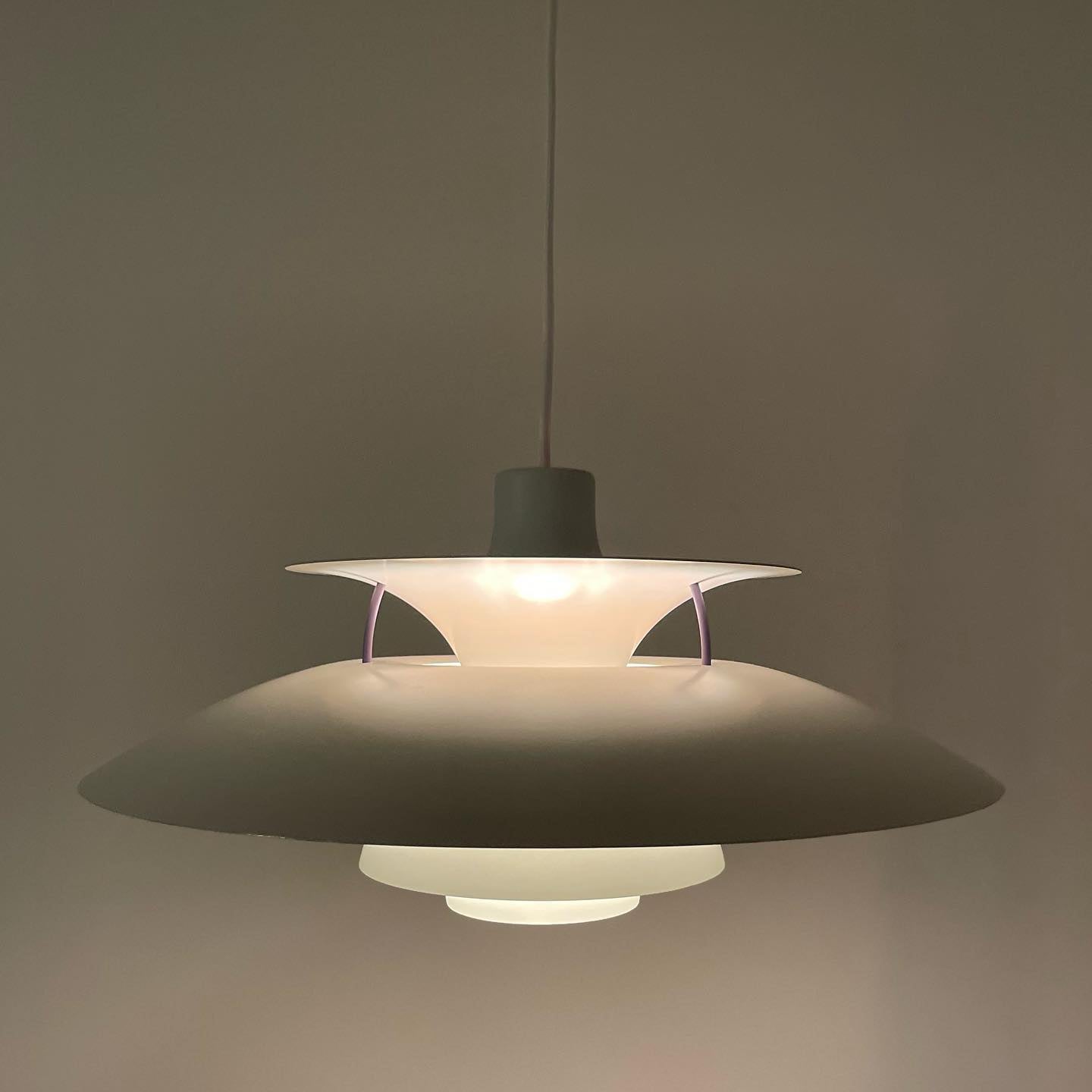 Louis Poulsen PH5 - Poul Henningsen