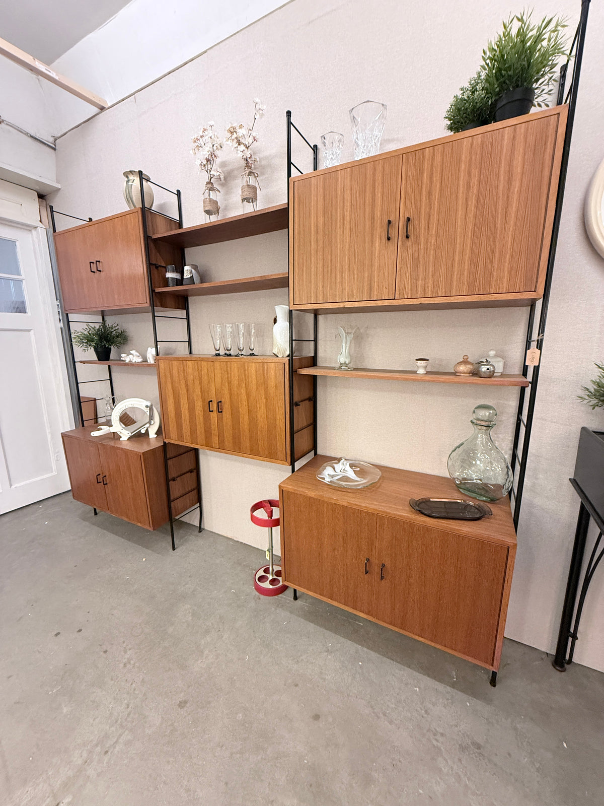 Vintage modulair wandmeubel in stijl van Nisse Strinning – 245 cm