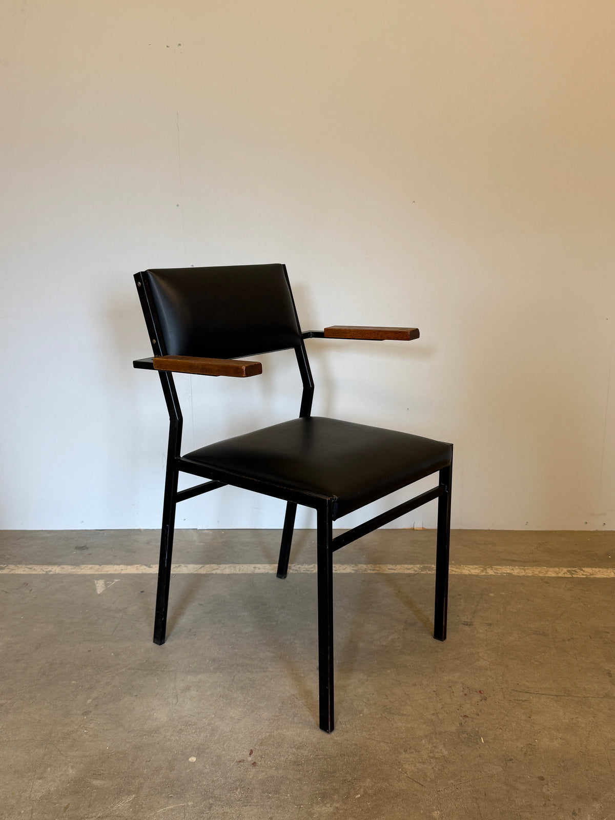 Vintage armstoel in de stijl van Martin Visser SE21 - jaren 60