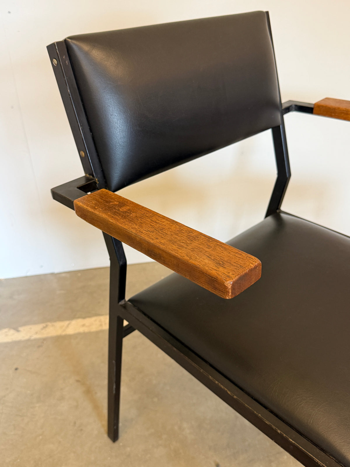 Vintage armstoel in de stijl van Martin Visser SE21 - jaren 60