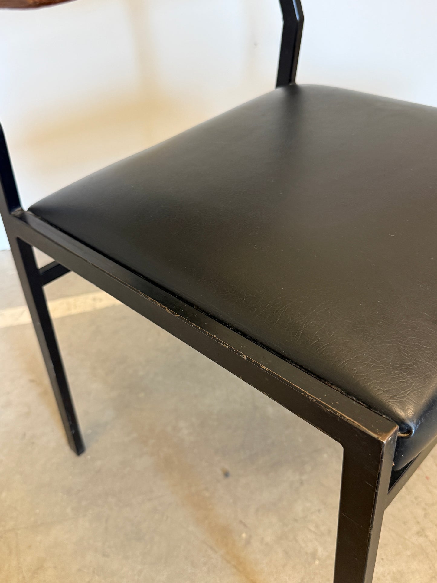 Vintage armstoel in de stijl van Martin Visser SE21 - jaren 60