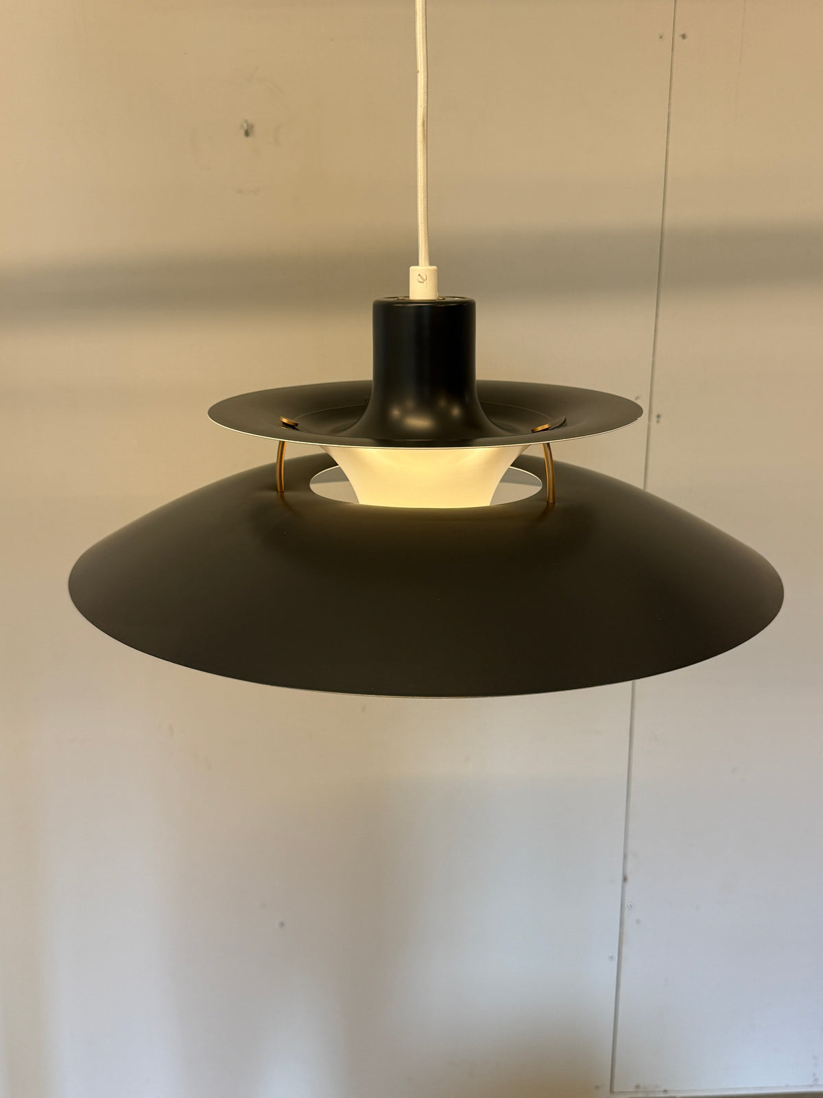 Louis Poulsen PH5 - Poul Henningsen - Donkergrijs, turquoise, wit