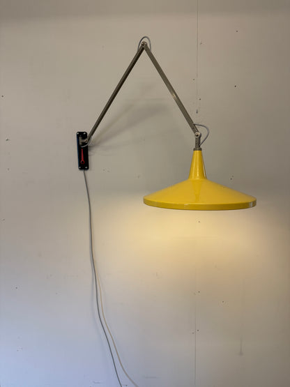 Gispen 4050 Panama wandlamp – Wim Rietveld, 1956 – geel