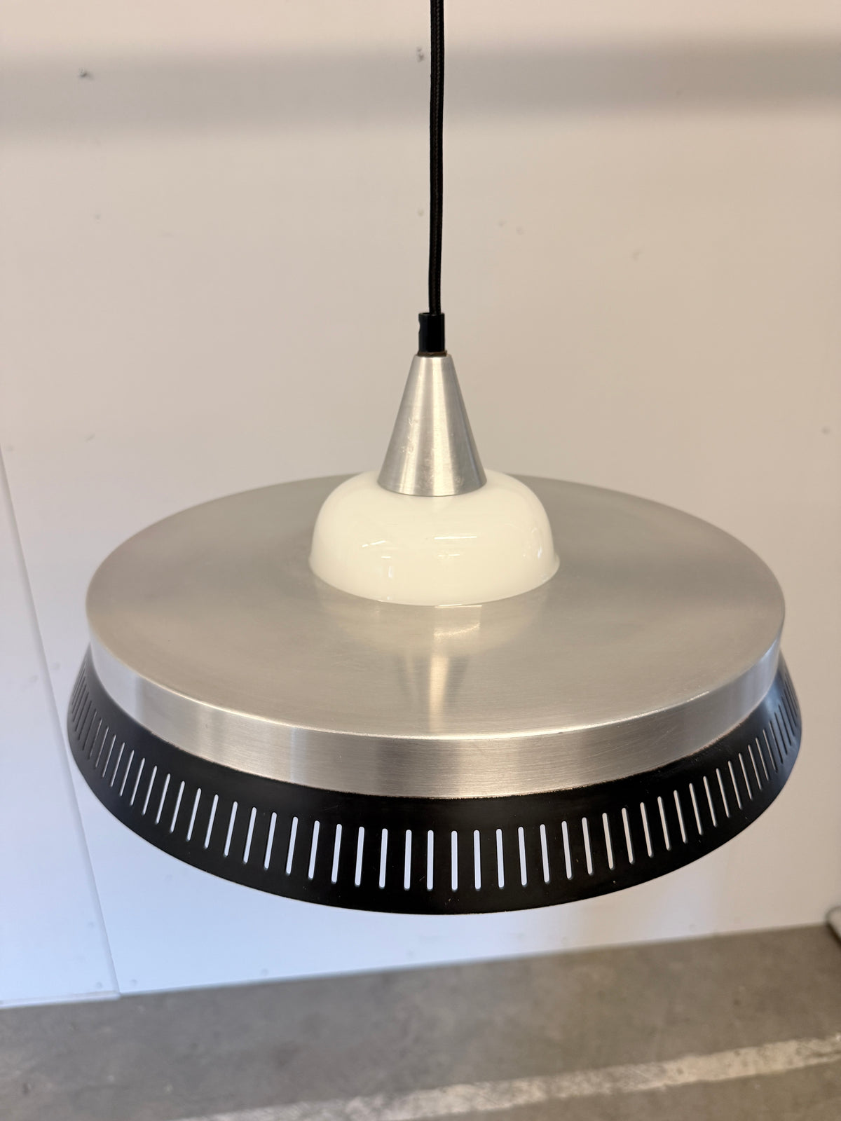 Bent Karlby hanglamp voor LYFA – Denemarken, jaren 60